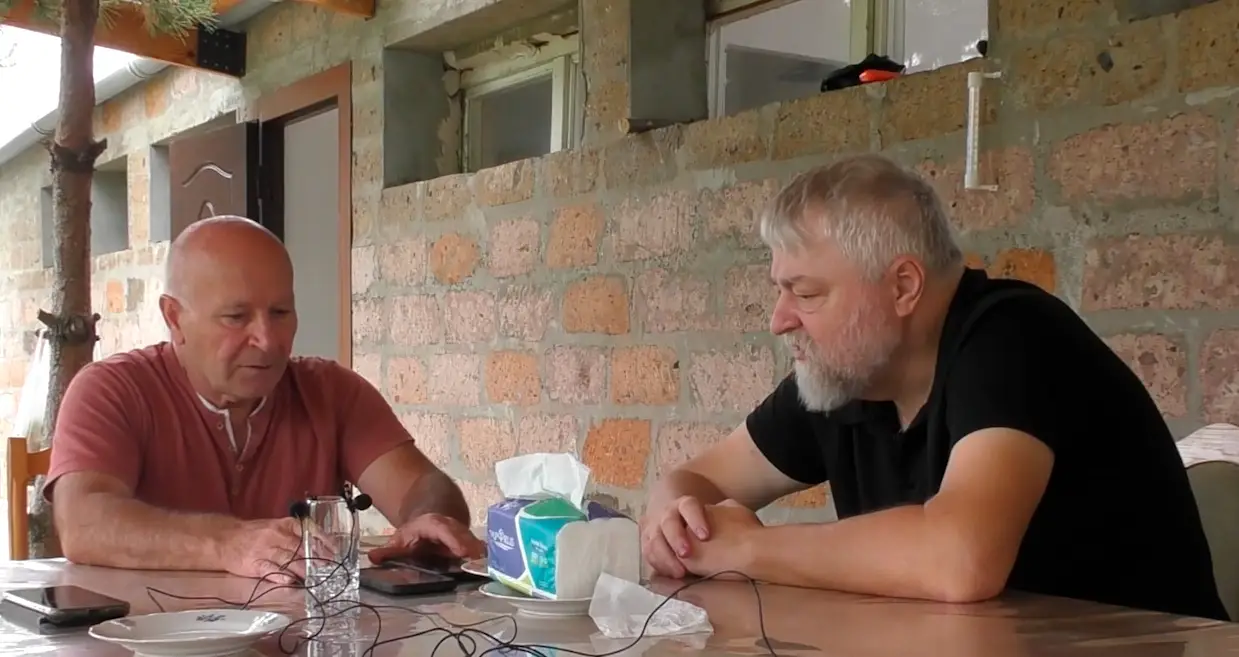 Разговор с армянским князем Генрихом Мелик-Карамяном